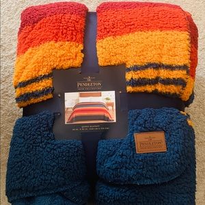 Pendleton Fleece Sherpa Queen Blanket Grand Canyon